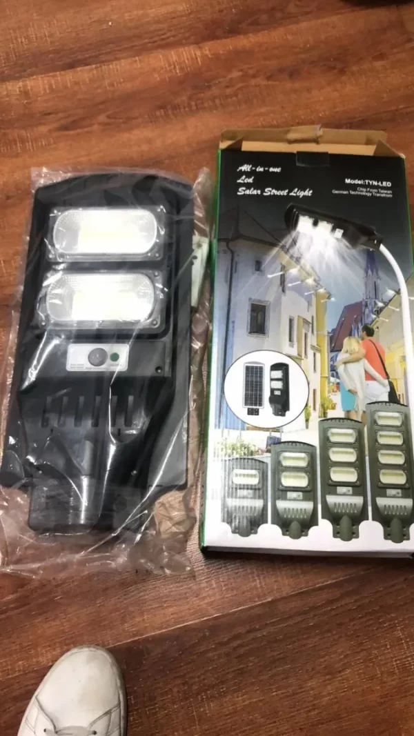 FOCO SOLAR DE 60 WATTS - Imagen 2