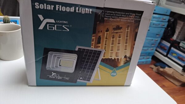 LAMPARA LED CON PANEL SOLAR DE 120W