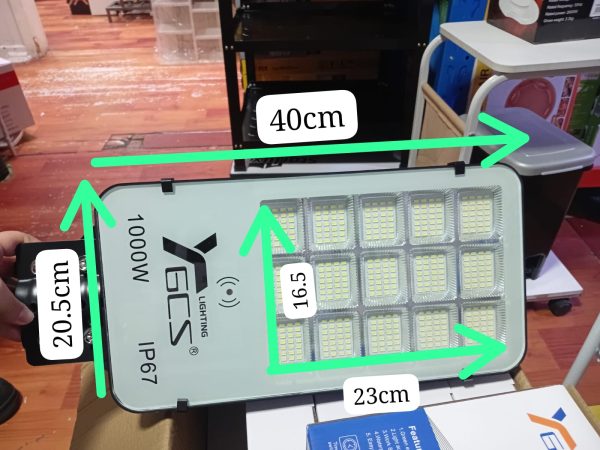 FOCO SOLAR IP67 CON SENSOR DE MOVIMIENTO DE 1000 WATS - Imagen 4