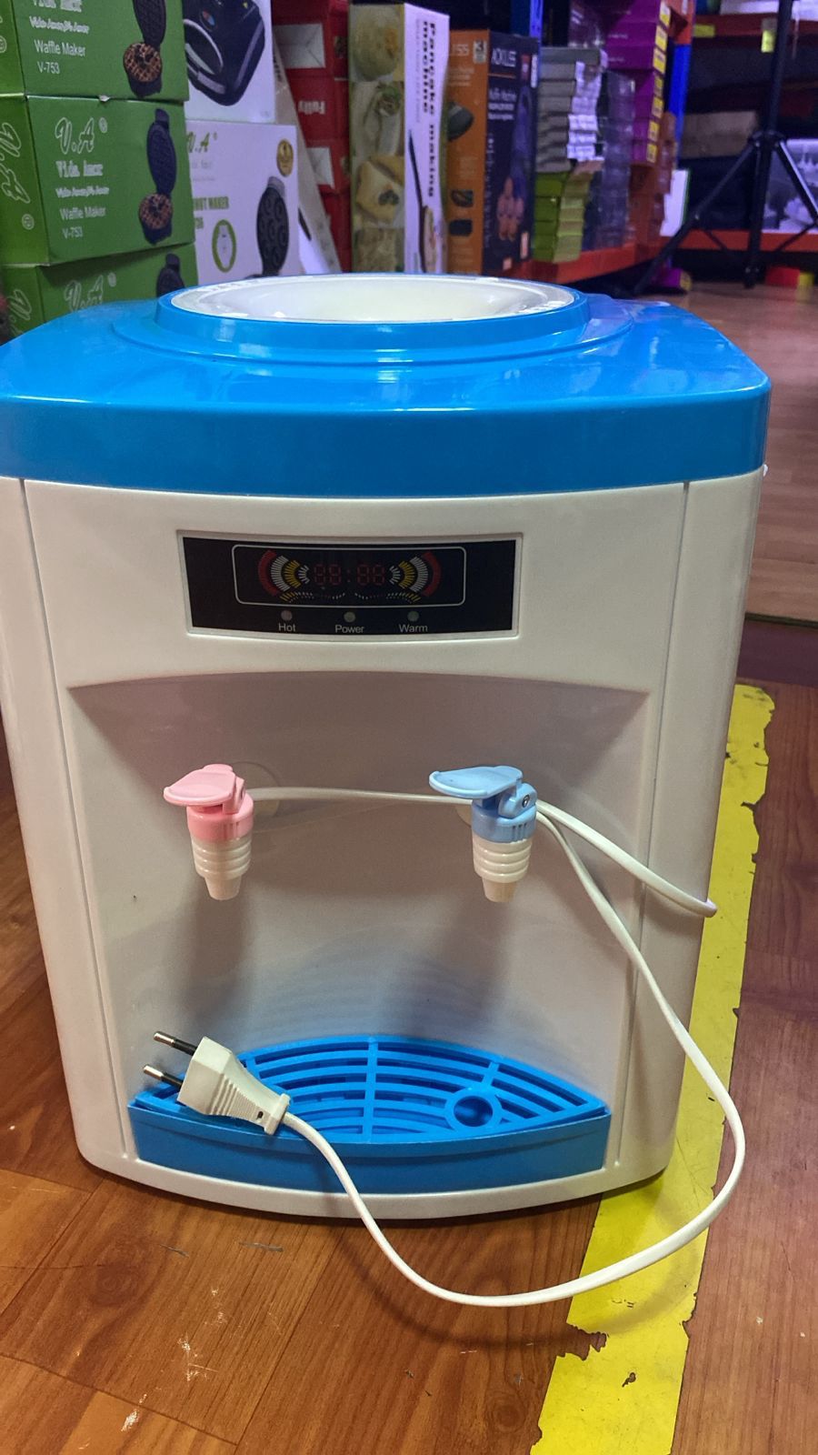 DISPENSADOR DE AGUA AL CLIMA Y CALIENTE ELECTRICO