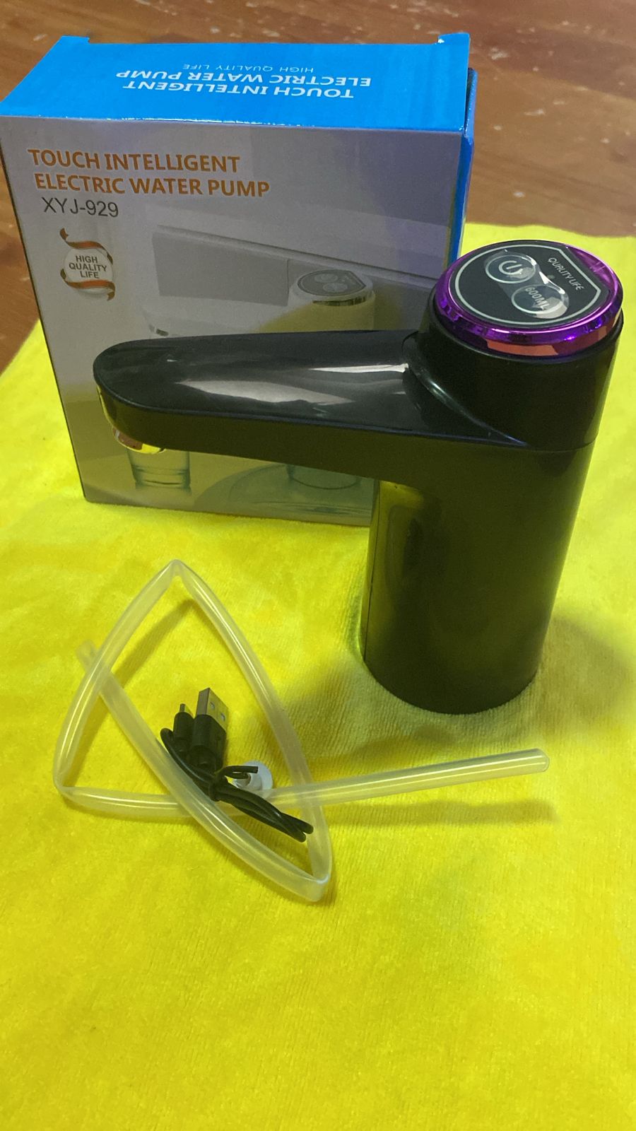 DISPENSADOR DE AGUA RECARGABLE