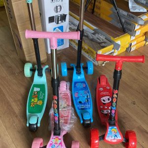 SCOOTER DE  NIÑO O NIÑA