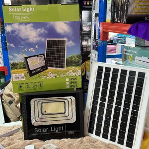 FOCO SOLAR DE 200 WATTS CON PANEL